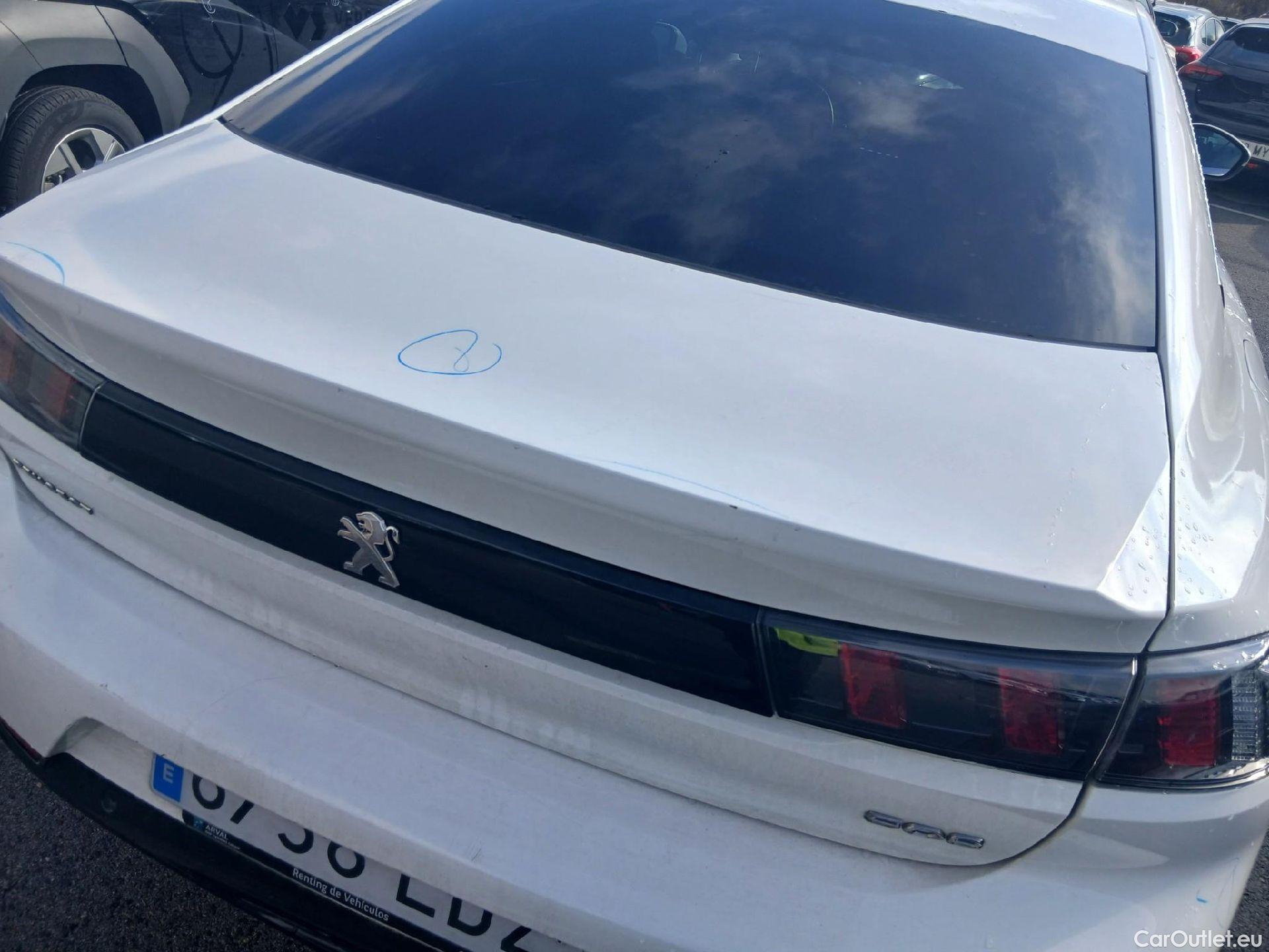  Peugeot  508 PEUGEOT  / 2018 / 5P / berlina con portón 5P Allure BlueHDi 120kW (160) S&S EAT8 #24