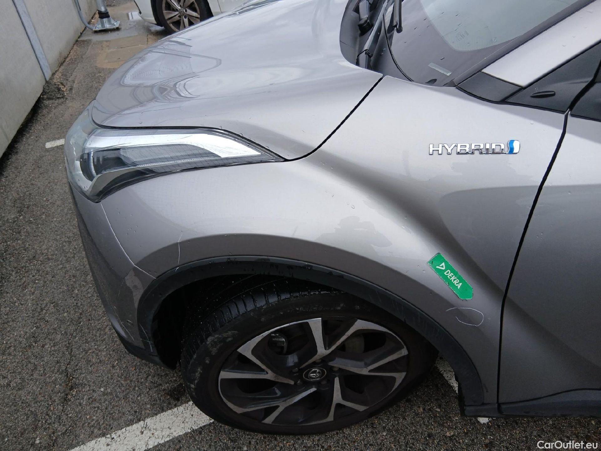  Toyota  C-HR TOYOTA  / 2016 / 5P / todoterreno 1.8 125H Advance (CX) #6
