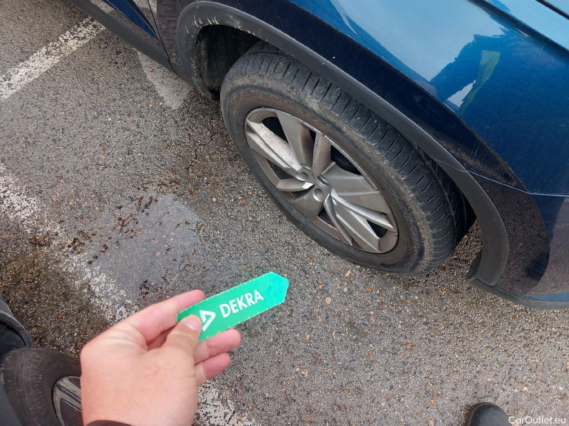  Skoda  Karoq SKODA  / 2017 / 5P / todoterreno 2.0 TDI 85kW (115CV) Ambition #5