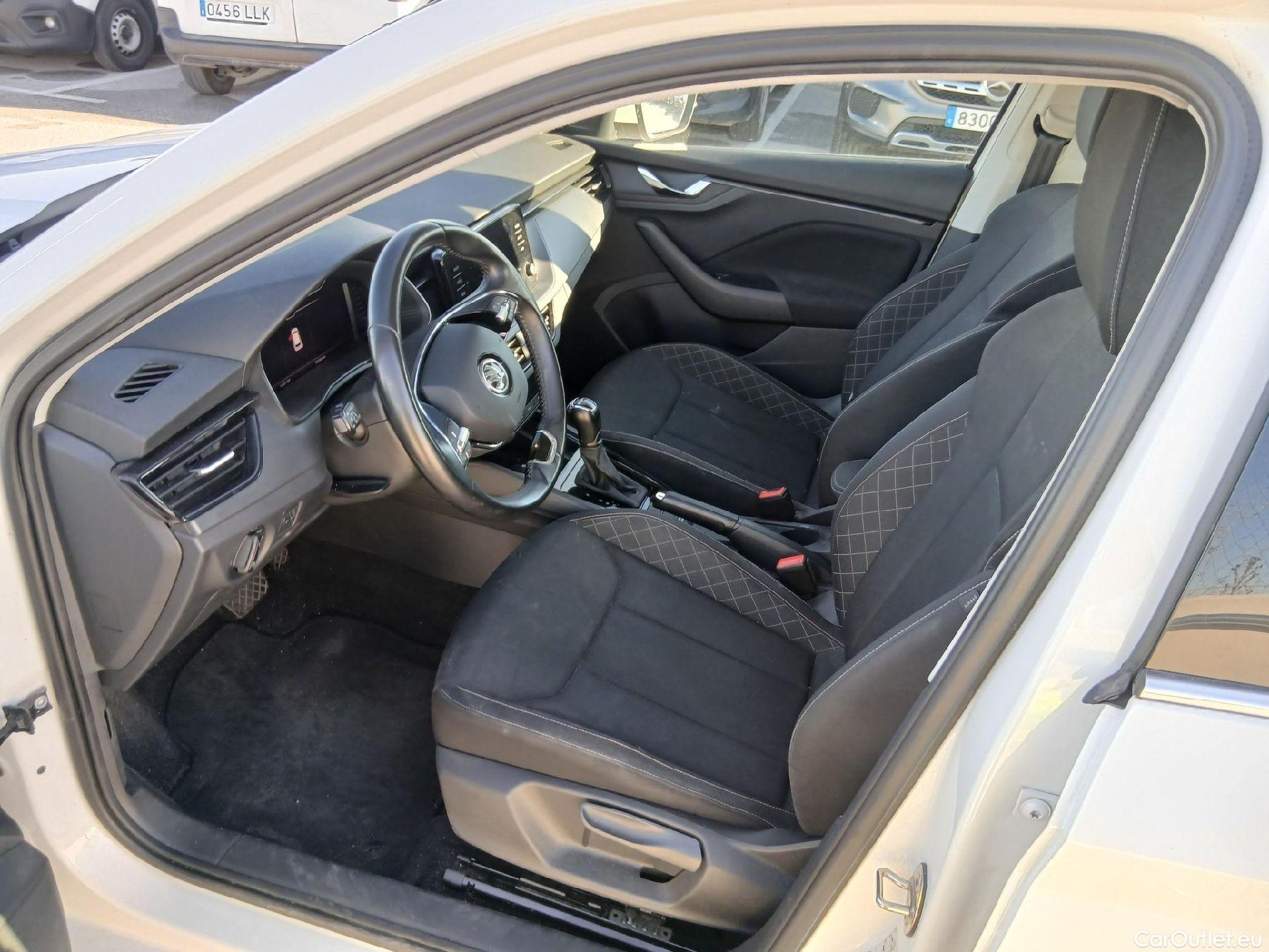  Skoda  KAMIQ SKODA  1.0 TSI 81kW (110CV) DSG Ambition (CX) #23