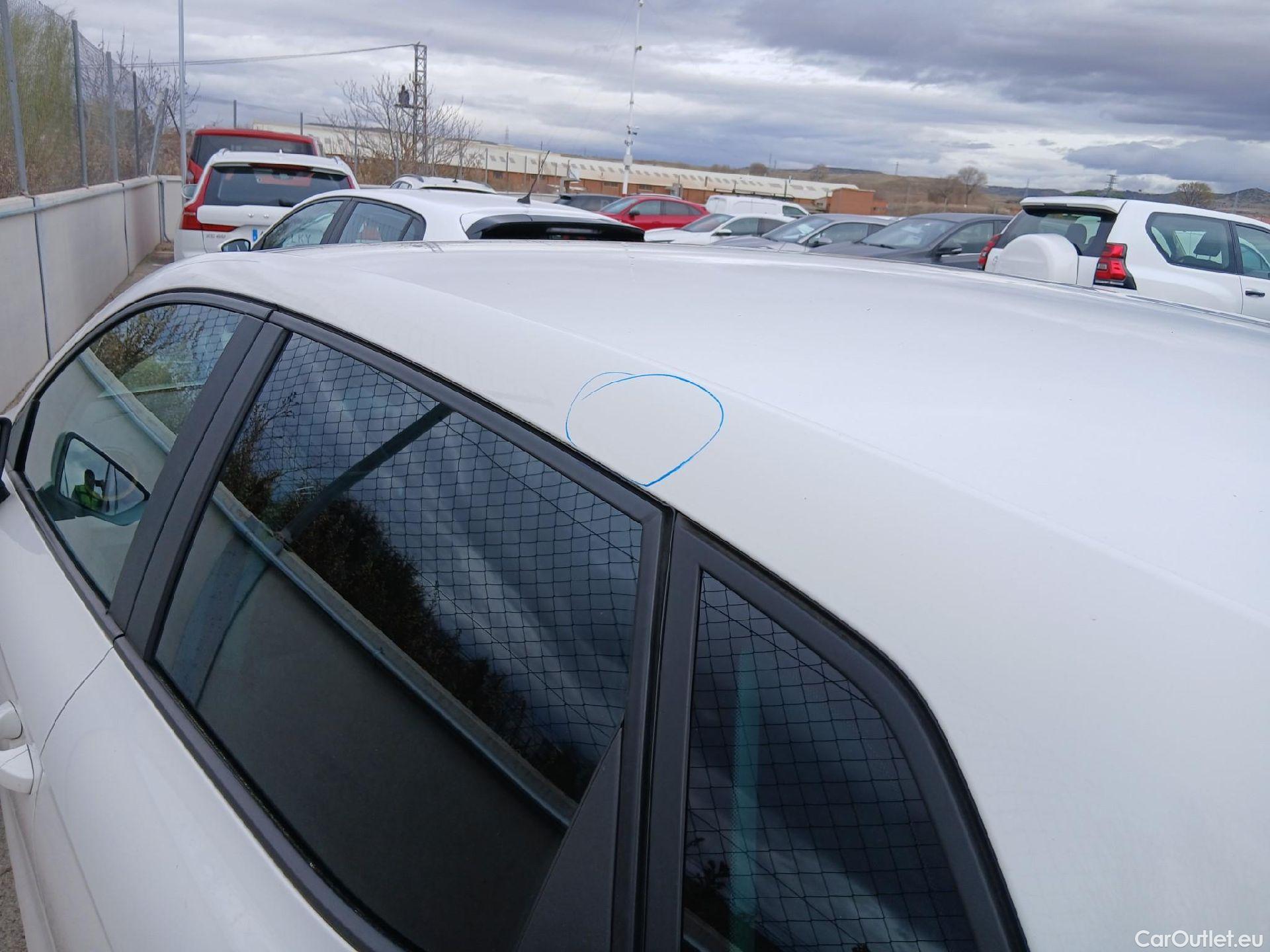  Seat  Ibiza SEAT  / 2017 / 5P / berlina con portón 1.0 MPI 59kW (80CV) Reference Plus(SP) #20