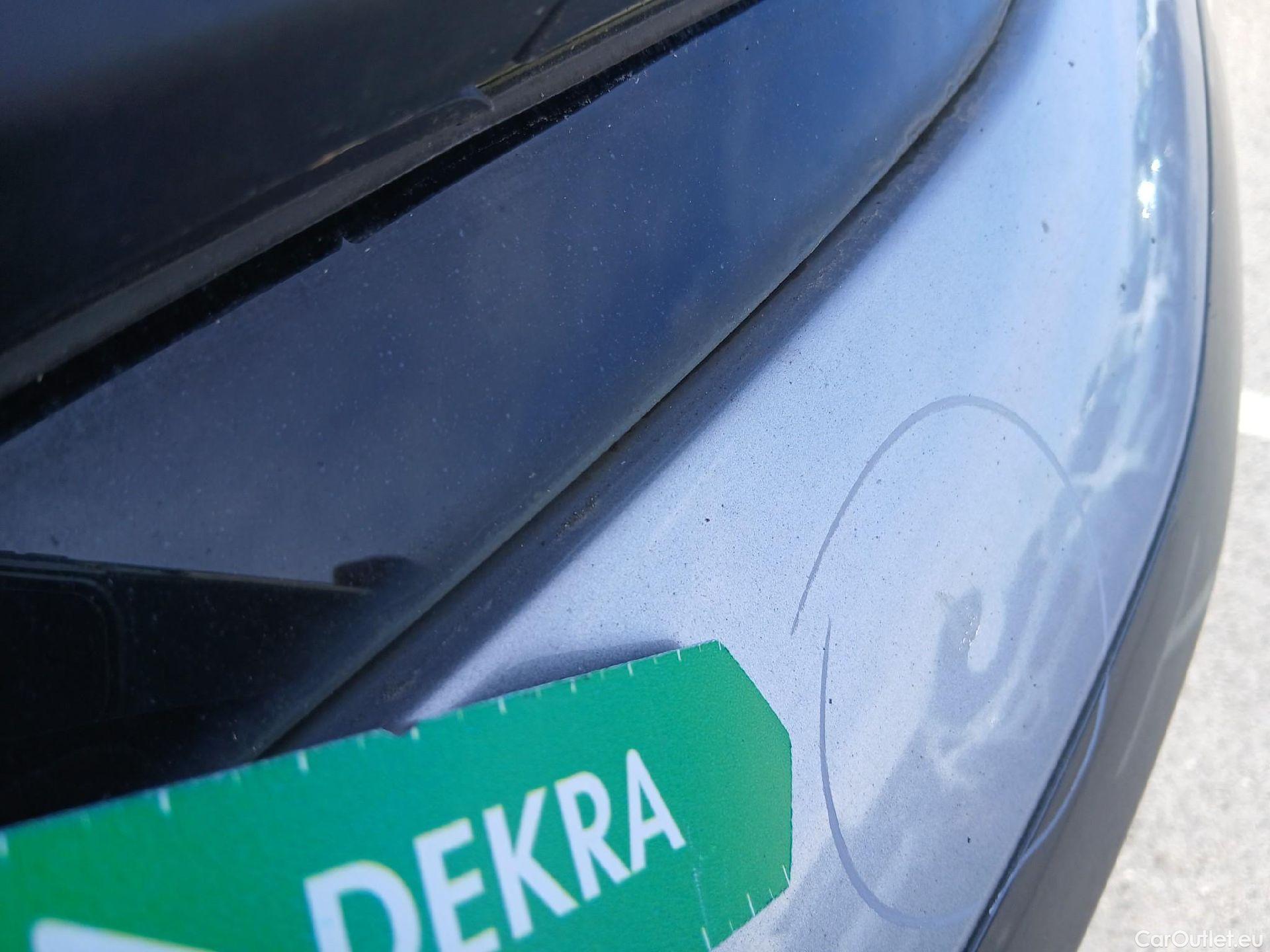  Peugeot  208 PEUGEOT  / 2019 / 5P / berlina con portón PureTech 73kW (100CV) Active Pack #29