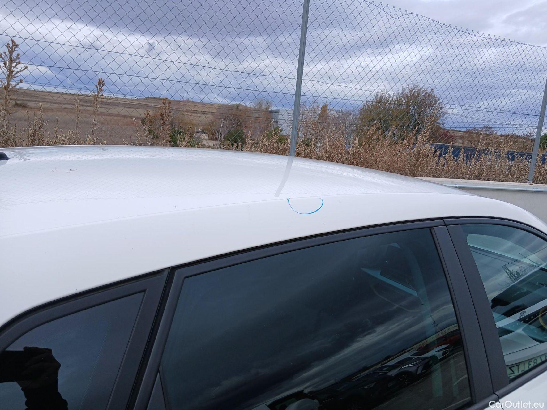  Seat  Ibiza SEAT  / 2017 / 5P / berlina con portón 1.0 MPI 59kW (80CV) Reference Plus(SP) #27