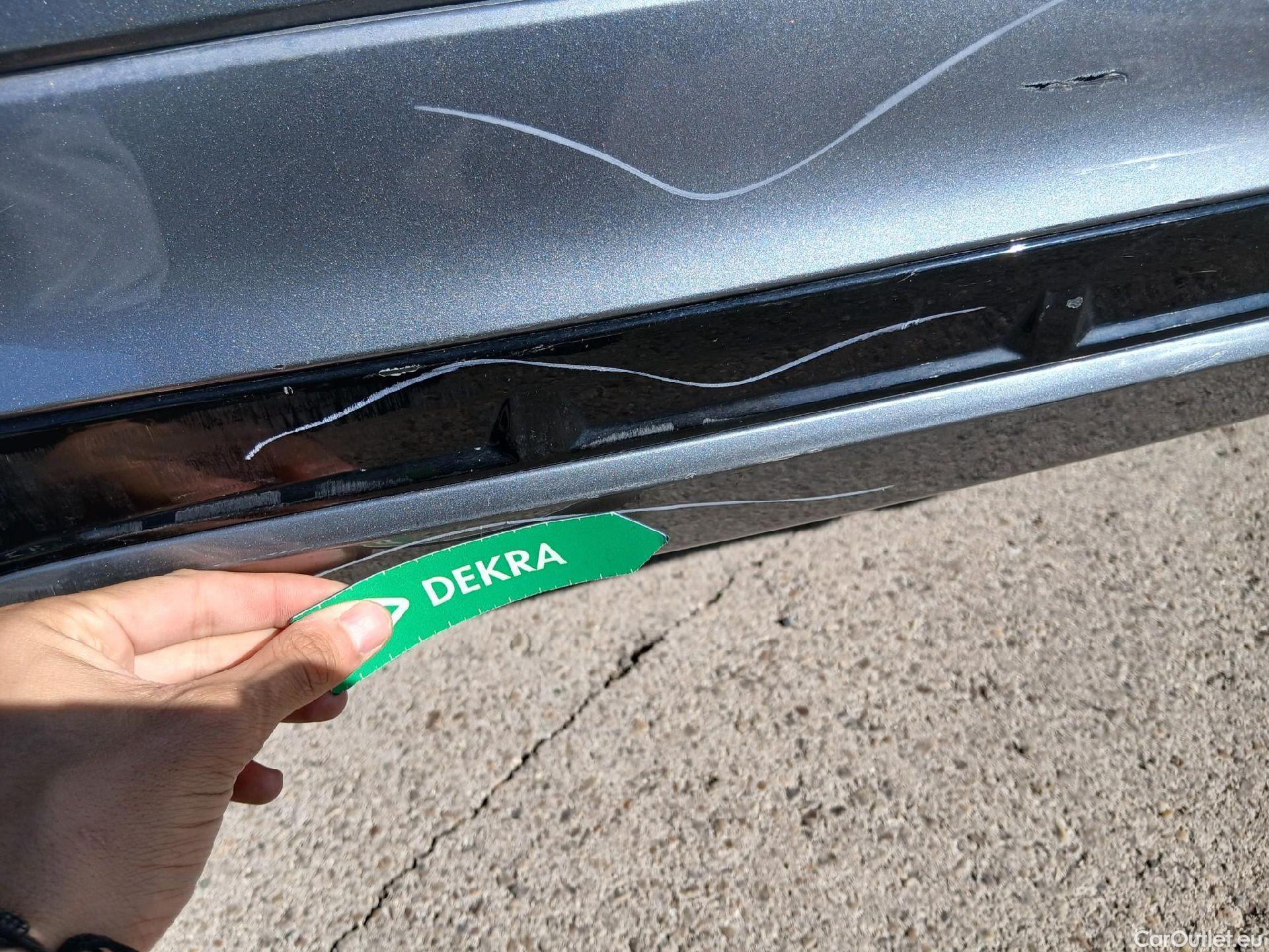  Volvo  XC60 VOLVO  / 2017 / 5P / todoterreno 2.0 T6 AWD Recharge R-Design Exp Auto #17