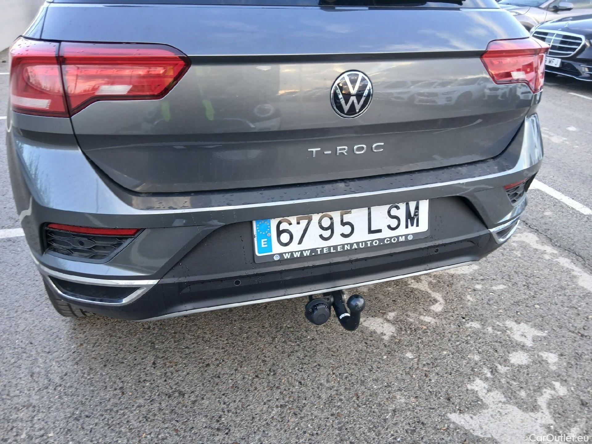  Volkswagen  T-ROC VOLKSWAGEN  / 2017 / 5P / todoterreno Advance 2.0 TDI 110kW (150CV) DSG (AC2) #19