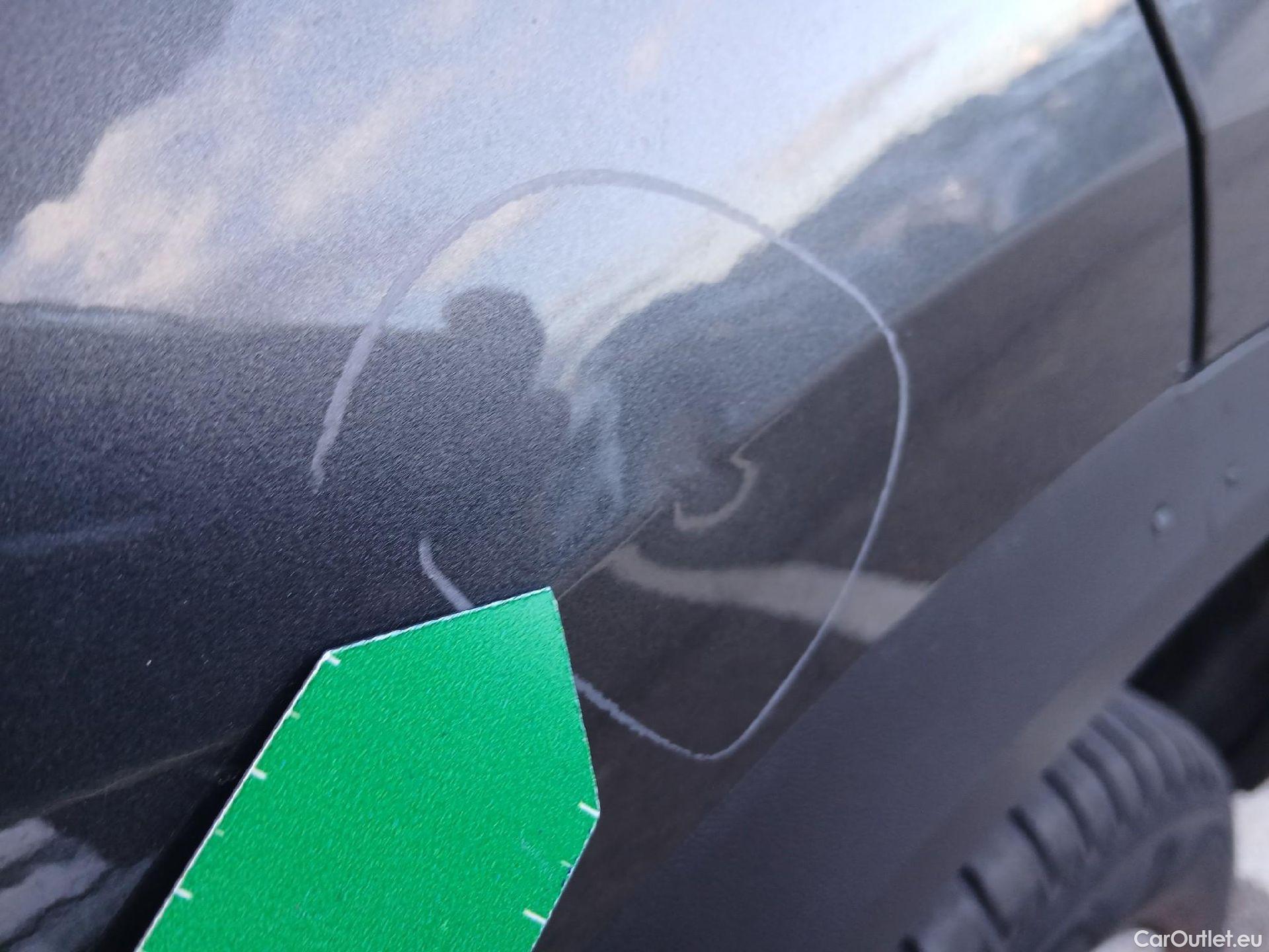  Volkswagen  T-ROC VOLKSWAGEN  / 2017 / 5P / todoterreno Advance 2.0 TDI 110kW (150CV) DSG (AC2) #22