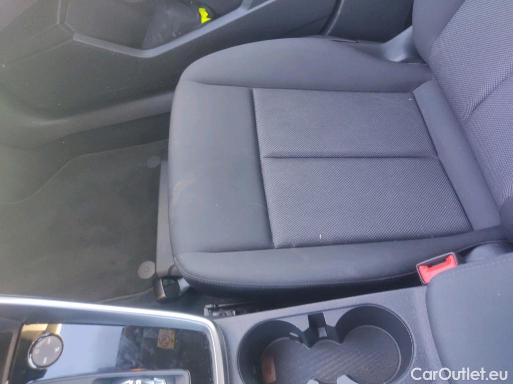  Audi  A3 AUDI  / 2020 / 5P / berlina con portón Sportback 30 TFSI 81kW (110CV) S tronic #31