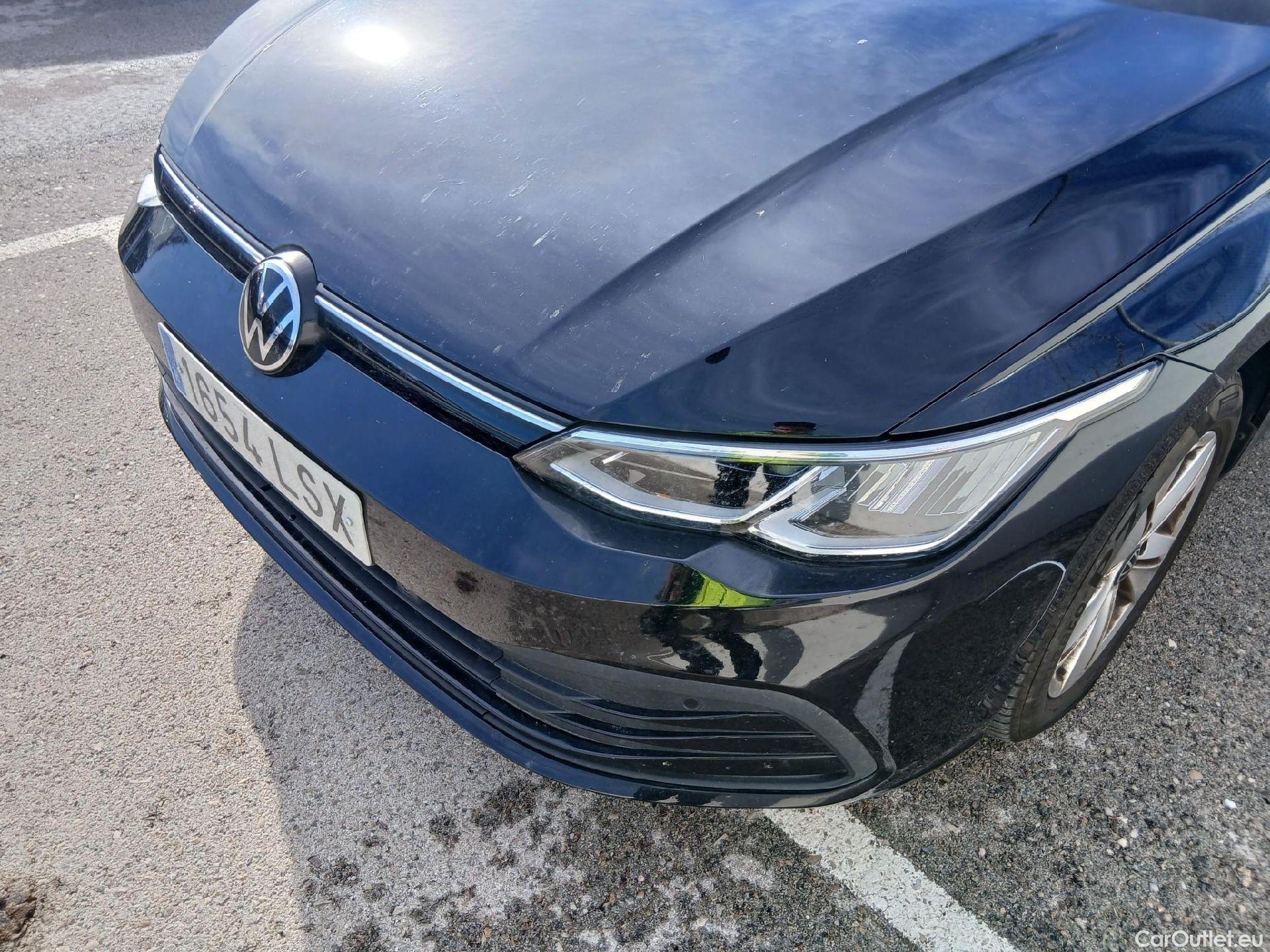  Volkswagen  Golf  VOLKSWAGEN / 2020 / 5P / familiar Life 2.0 TDI 85kW (115CV) Variant #15