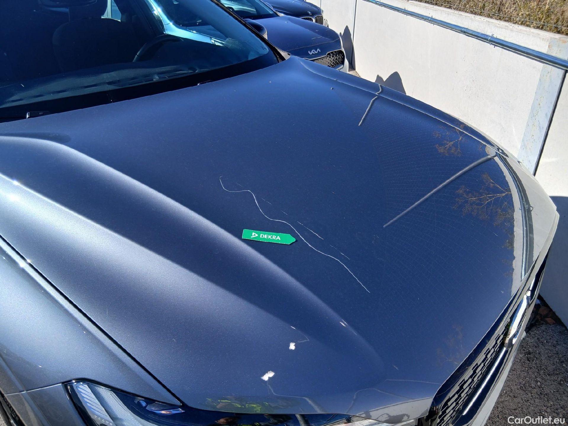  Volvo  XC60 VOLVO  / 2017 / 5P / todoterreno 2.0 T6 AWD Recharge R-Design Exp Auto #5