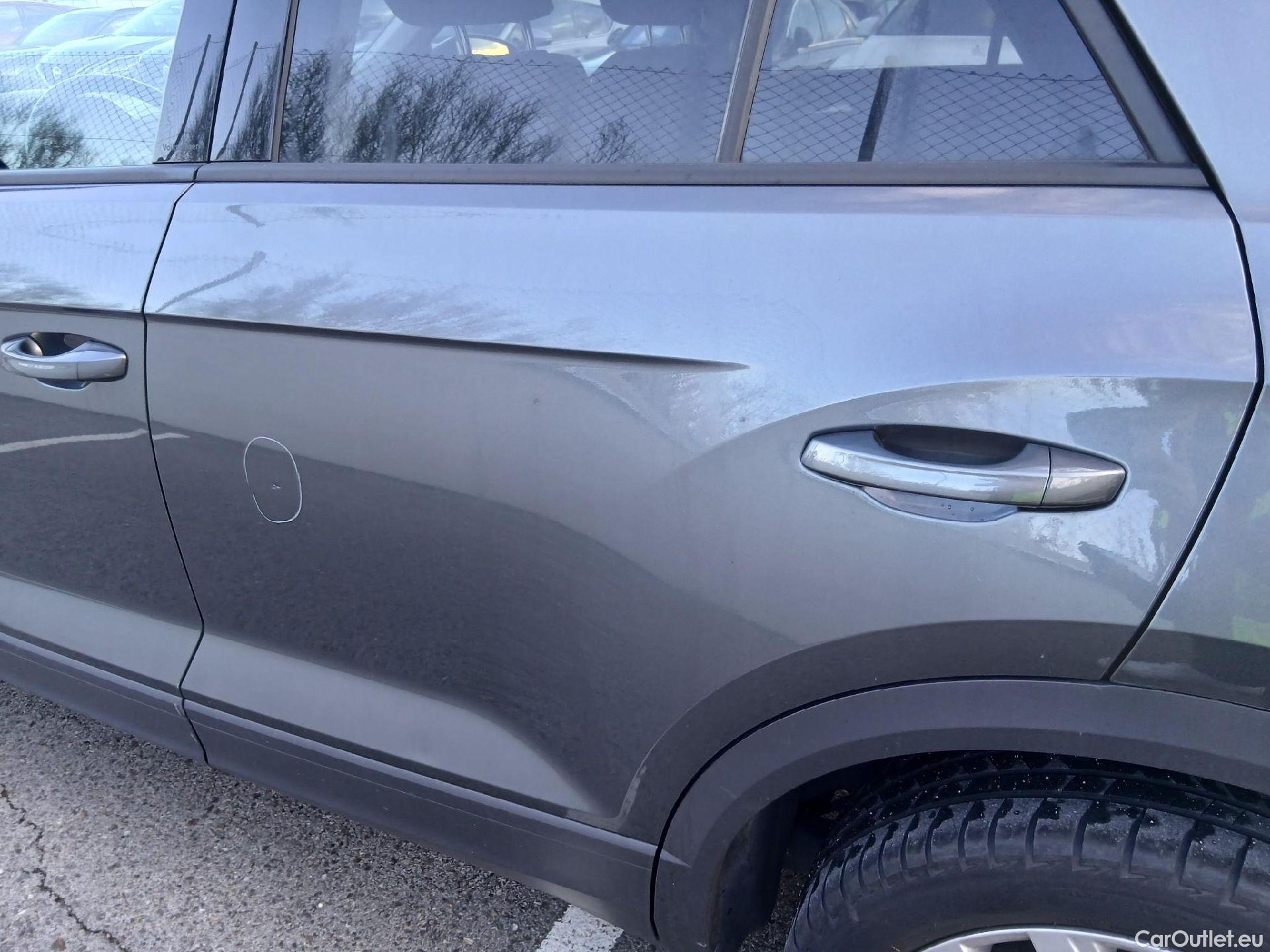  Volkswagen  T-ROC VOLKSWAGEN  / 2017 / 5P / todoterreno Advance 2.0 TDI 110kW (150CV) DSG (AC2) #13