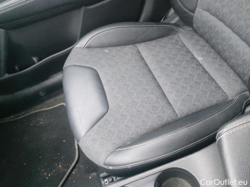  KIA  Niro KIA  / 2019 / 5P / crossover 1.6 GDi HEV 104kW (141CV) Drive #25