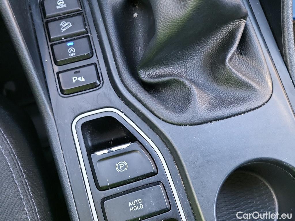  Hyundai  Tucson HYUNDAI  / 2018 / 5P / todoterreno 1.6 CRDI 85kW (116CV) 48V Tecno 4X2 #13