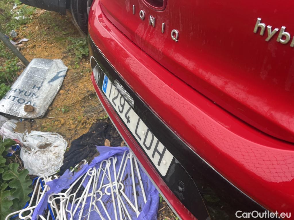  Hyundai   Ioniq HYUNDAI / 2016 / 5P / berlina con portón 1.6 GDI HEV Klass DT #20