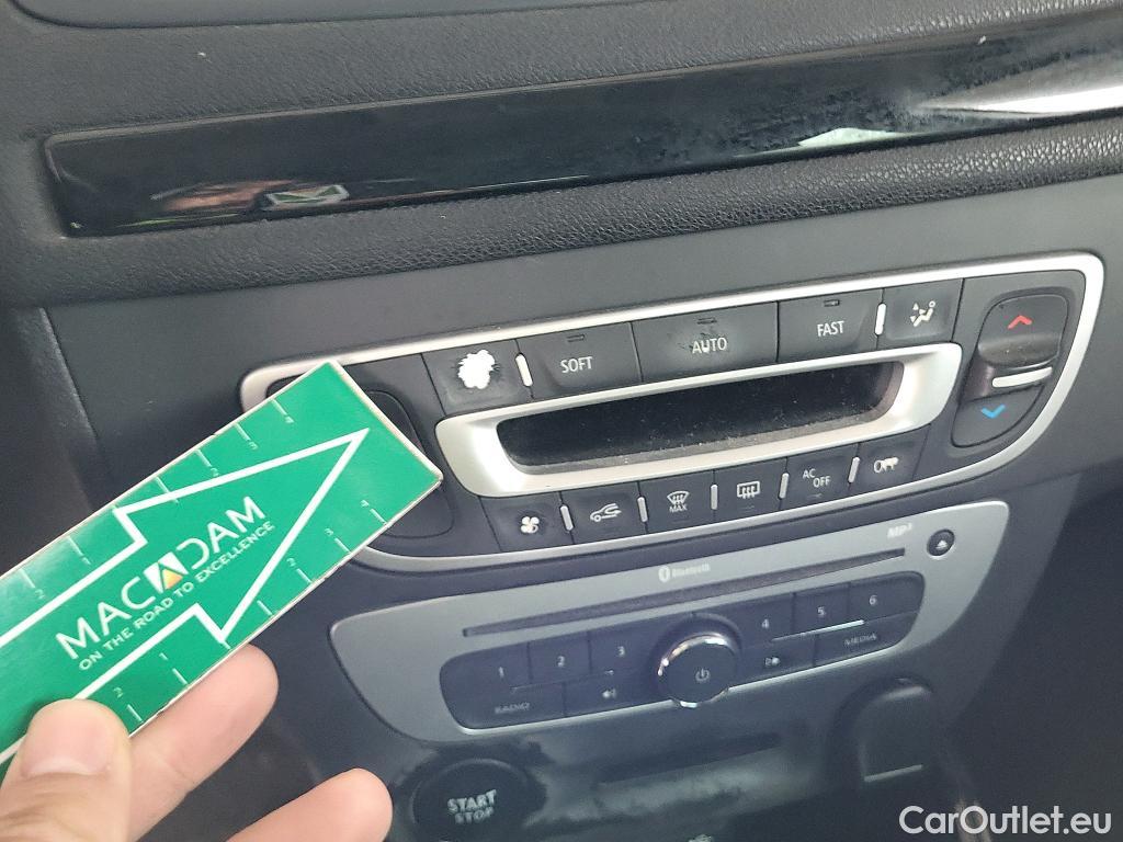  Renault  Megane RENAULT MÉGANE 5p 3G familiar Sp. Tou. Bose Energy dCi 130 S&S Euro 6 #36