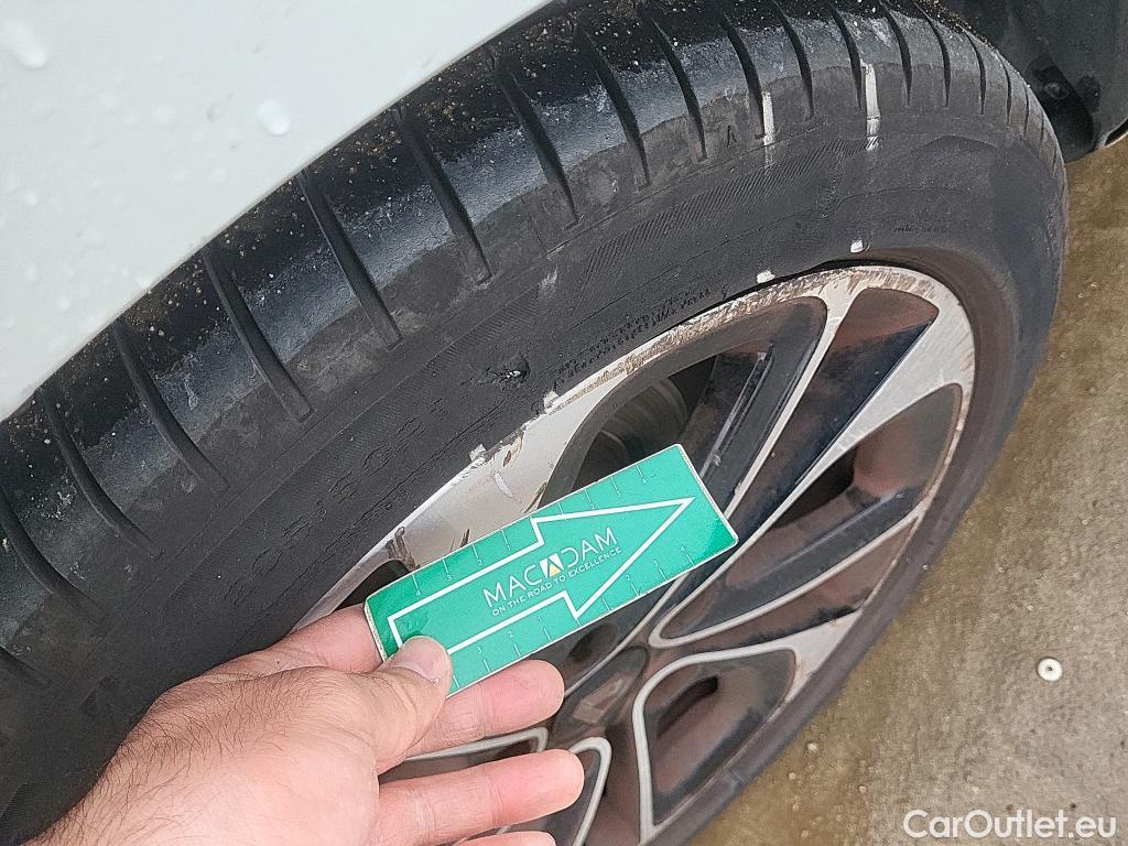  Renault  Megane RENAULT MÉGANE 5p 3G familiar Sp. Tou. Bose Energy dCi 130 S&S Euro 6 #20