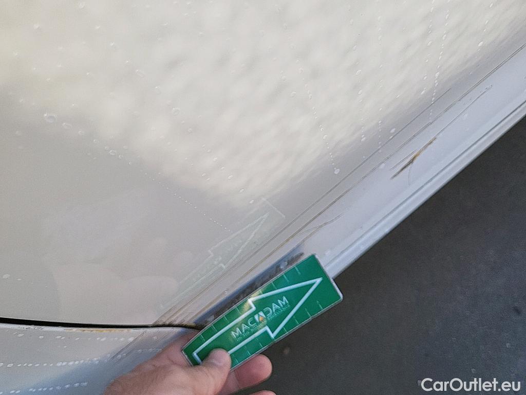  Peugeot  208 PEUGEOT  / 2019 / 5P / berlina con portón BlueHDi 73kW (100CV) Active #6