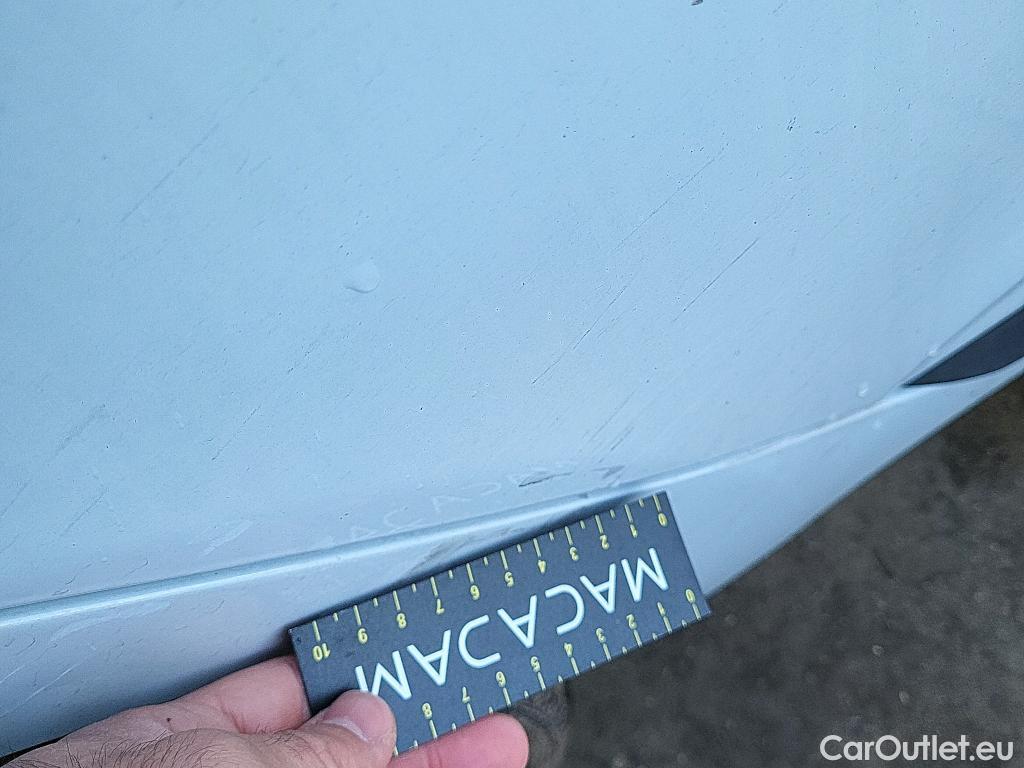  Renault  Clio RENAULT  / 2019 / 5P / berlina con portón Life SCe 49 kW (67CV) #10