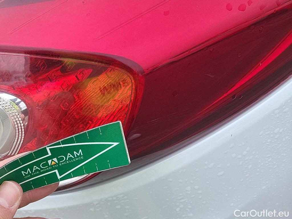  Renault  Megane RENAULT MÉGANE 5p 3G familiar Sp. Tou. Bose Energy dCi 130 S&S Euro 6 #83