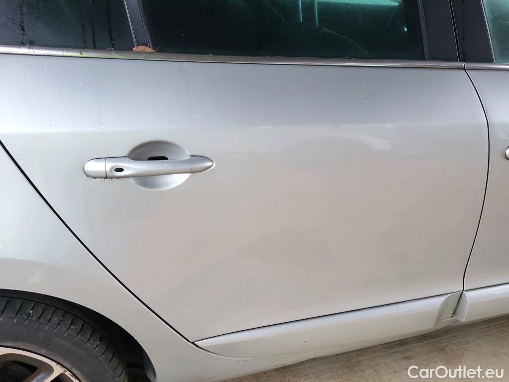  Renault  Megane RENAULT MÉGANE 5p 3G familiar Sp. Tou. Bose Energy dCi 130 S&S Euro 6 #43