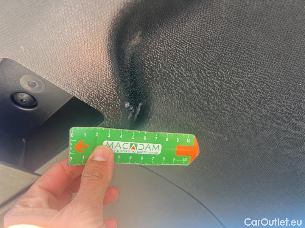  Peugeot  3008 PEUGEOT  / 2020 / 5P / todoterreno 1.5 BlueHDi 96kW S&S Allure Pack EAT8 #14