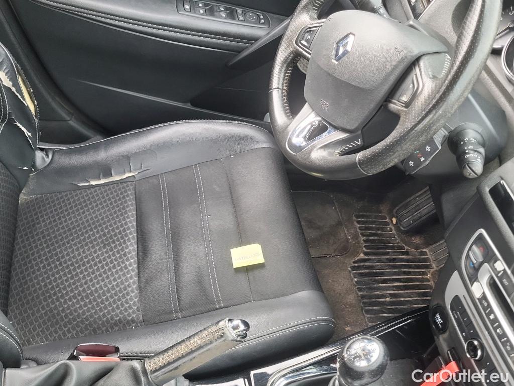  Renault  Megane RENAULT MÉGANE 5p 3G familiar Sp. Tou. Bose Energy dCi 130 S&S Euro 6 #79