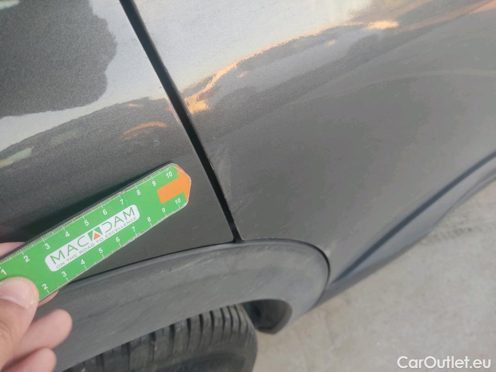  Peugeot  3008 PEUGEOT  / 2020 / 5P / 1.5 BlueHDi 96kW (130CV) S&S Active Pack #26