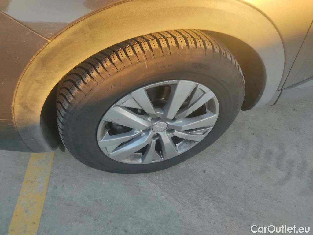  Peugeot  3008 PEUGEOT  / 2020 / 5P / 1.5 BlueHDi 96kW (130CV) S&S Active Pack #3