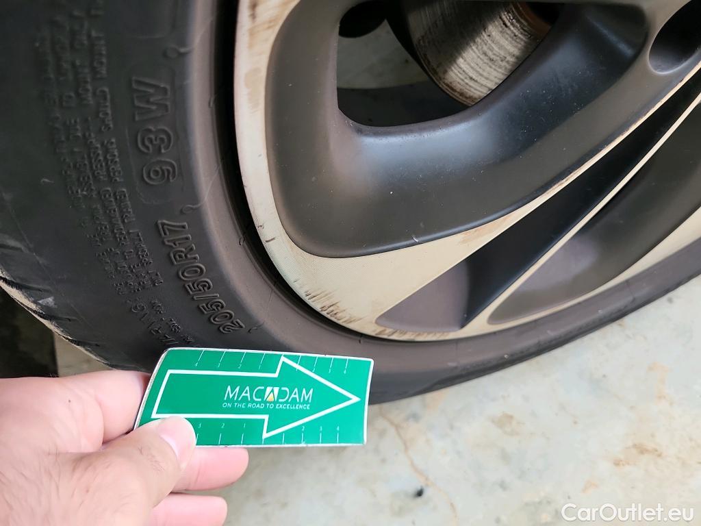  Renault  Megane RENAULT MÉGANE 5p 3G familiar Sp. Tou. Bose Energy dCi 130 S&S Euro 6 #8