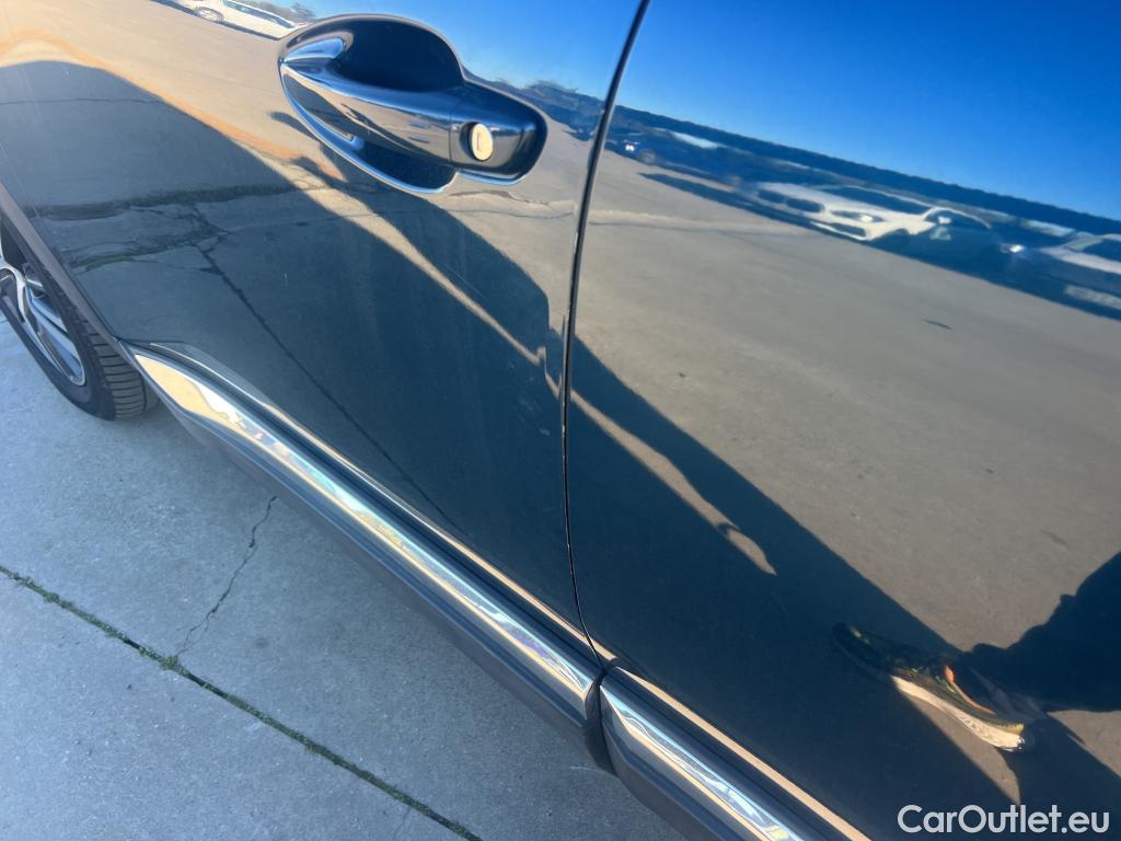  Peugeot  3008 PEUGEOT  / 2020 / 5P / todoterreno 1.5 BlueHDi 96kW S&S Allure Pack EAT8 #5