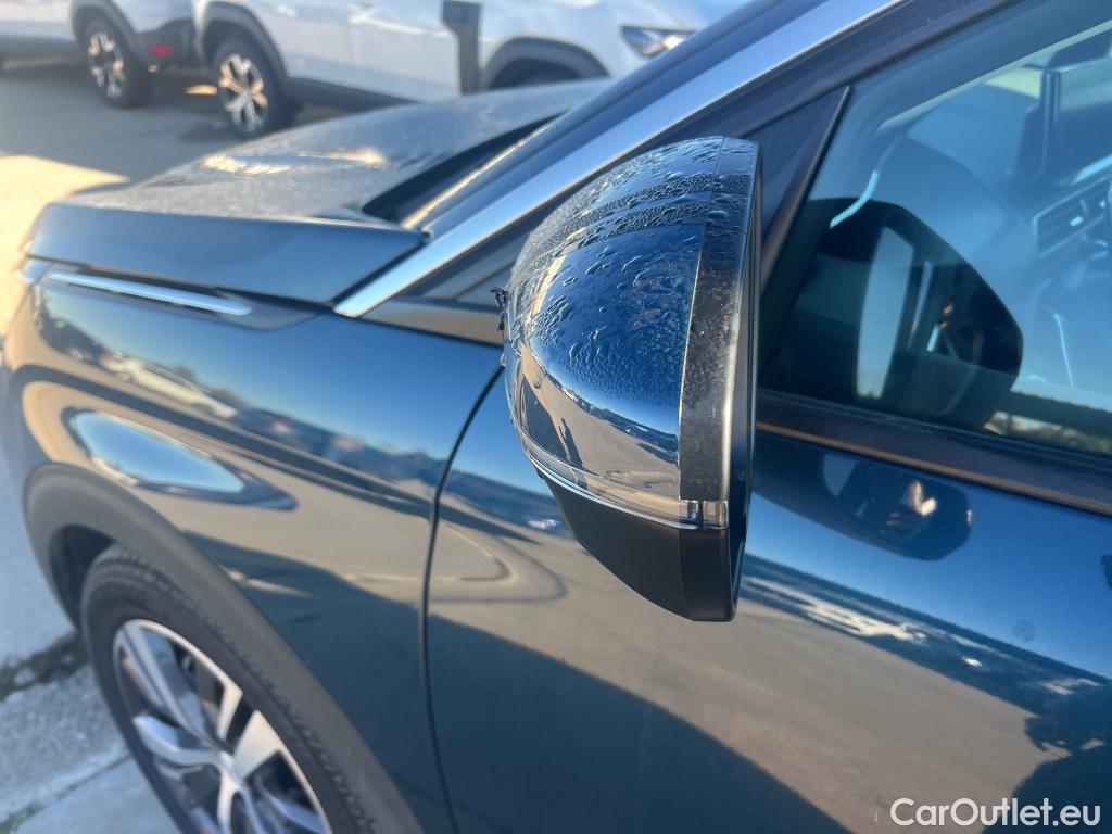  Peugeot  3008 PEUGEOT  / 2020 / 5P / todoterreno 1.5 BlueHDi 96kW S&S Allure Pack EAT8 #17