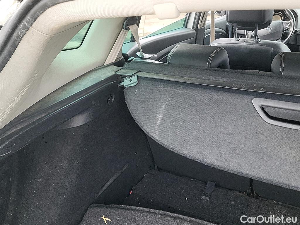  Renault  Megane RENAULT MÉGANE 5p 3G familiar Sp. Tou. Bose Energy dCi 130 S&S Euro 6 #7