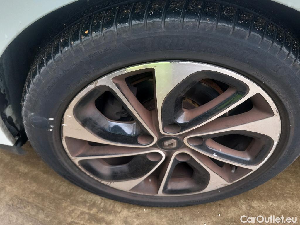  Renault  Megane RENAULT MÉGANE 5p 3G familiar Sp. Tou. Bose Energy dCi 130 S&S Euro 6 #13