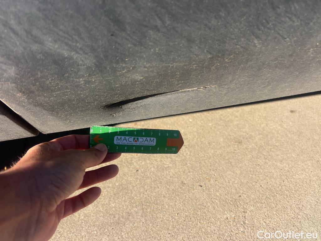  Peugeot  3008 PEUGEOT  / 2020 / 5P / todoterreno 1.5 BlueHDi 96kW S&S Allure Pack EAT8 #24