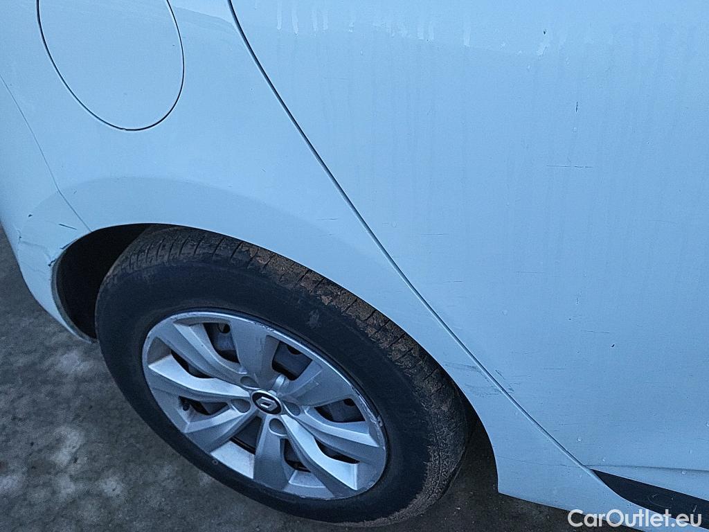  Renault  Clio RENAULT  / 2019 / 5P / berlina con portón Life SCe 49 kW (67CV) #7