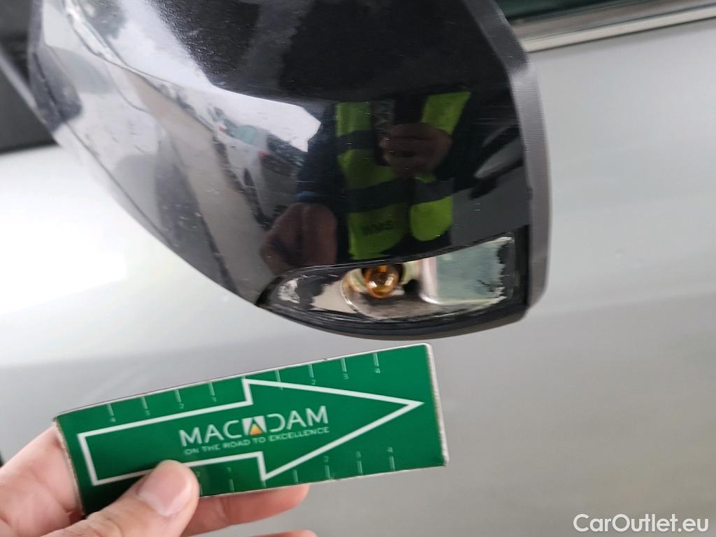  Renault  Megane RENAULT MÉGANE 5p 3G familiar Sp. Tou. Bose Energy dCi 130 S&S Euro 6 #32