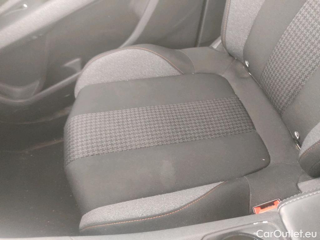  Peugeot  3008 PEUGEOT  / 2020 / 5P / 1.5 BlueHDi 96kW (130CV) S&S Active Pack #14