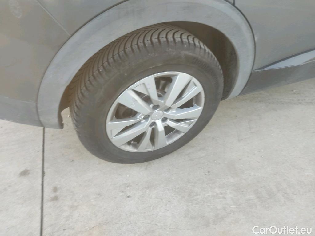  Peugeot  3008 PEUGEOT  / 2020 / 5P / 1.5 BlueHDi 96kW (130CV) S&S Active Pack #7