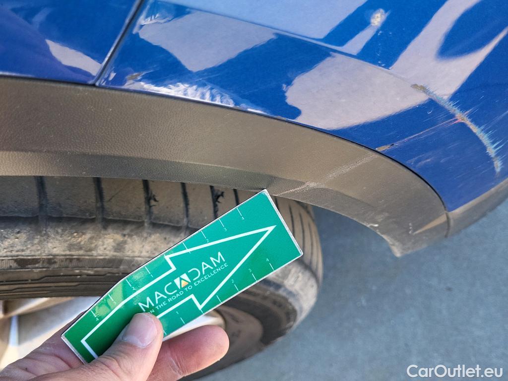  Volkswagen  T-ROC VOLKSWAGEN  / 2017 / 5P / todoterreno Edition 1.0 TSI 85kW (115CV) #31