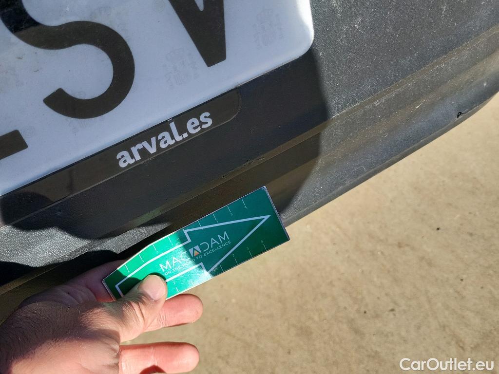  Volkswagen  T-ROC VOLKSWAGEN  / 2017 / 5P / todoterreno Edition 1.0 TSI 85kW (115CV) #27