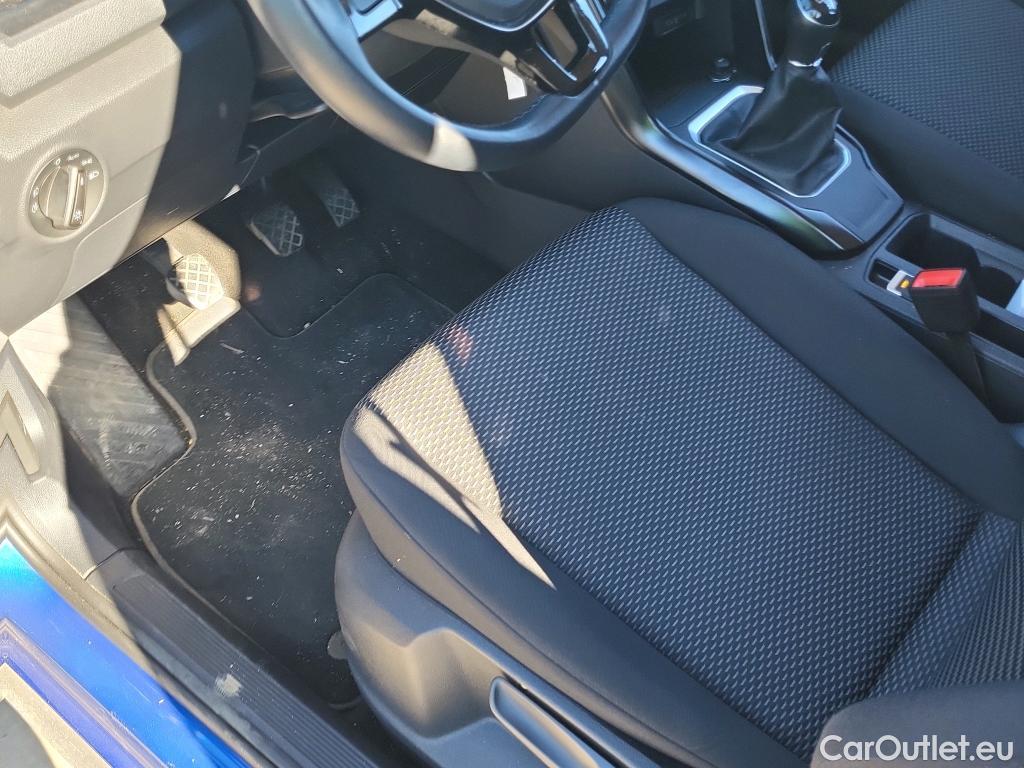  Volkswagen  T-ROC VOLKSWAGEN  / 2017 / 5P / todoterreno Edition 1.0 TSI 85kW (115CV) #42