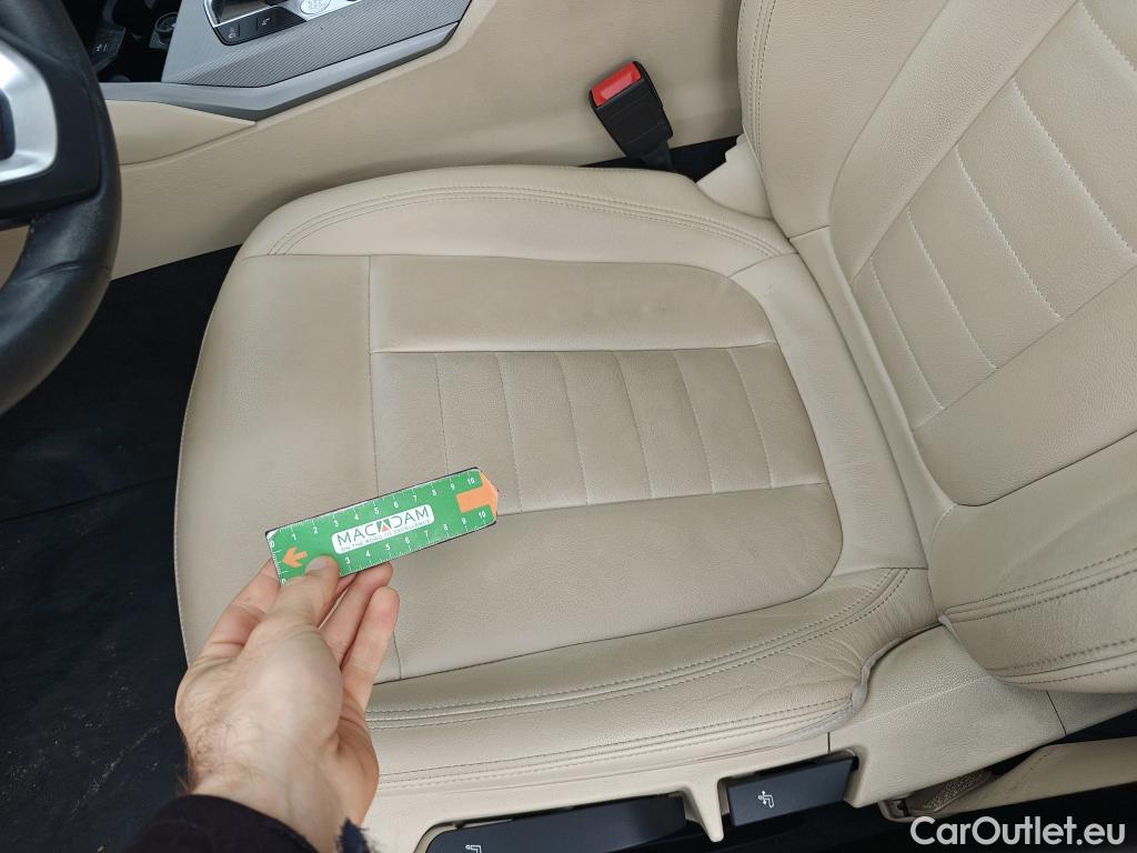  Bmw  Serie 3 BMW  / 2019 / 5P / familiar 318d Auto.Touring #10