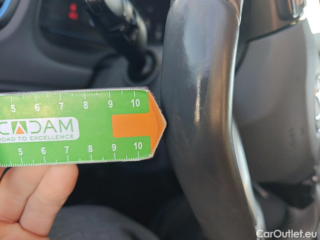  Hyundai   Ioniq HYUNDAI / 2016 / 5P / berlina con portón 1.6 GDI HEV Tecno DCT (AC) #17