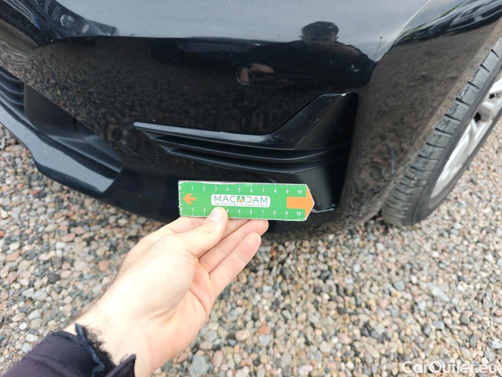  Bmw  Serie 3 BMW  / 2019 / 5P / familiar 318d Auto.Touring #23