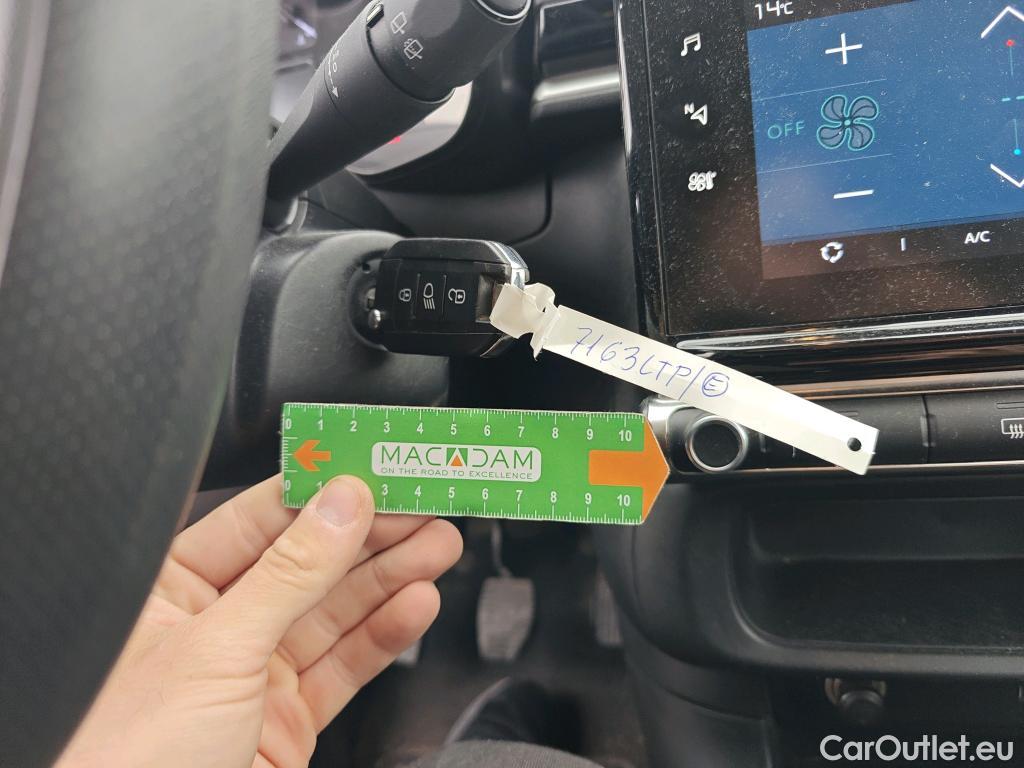  Citroen  C3 CITROEN  / 2020 / 5P / berlina con portón PureTech 60KW (83CV) FEEL #1