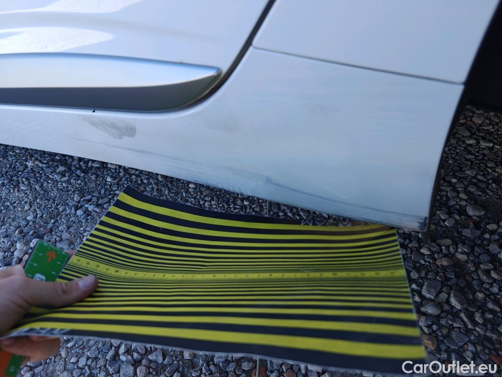  Hyundai   Ioniq HYUNDAI / 2019 / 5P / berlina con portón 1.6 GDI HEV Tecno DCT #8