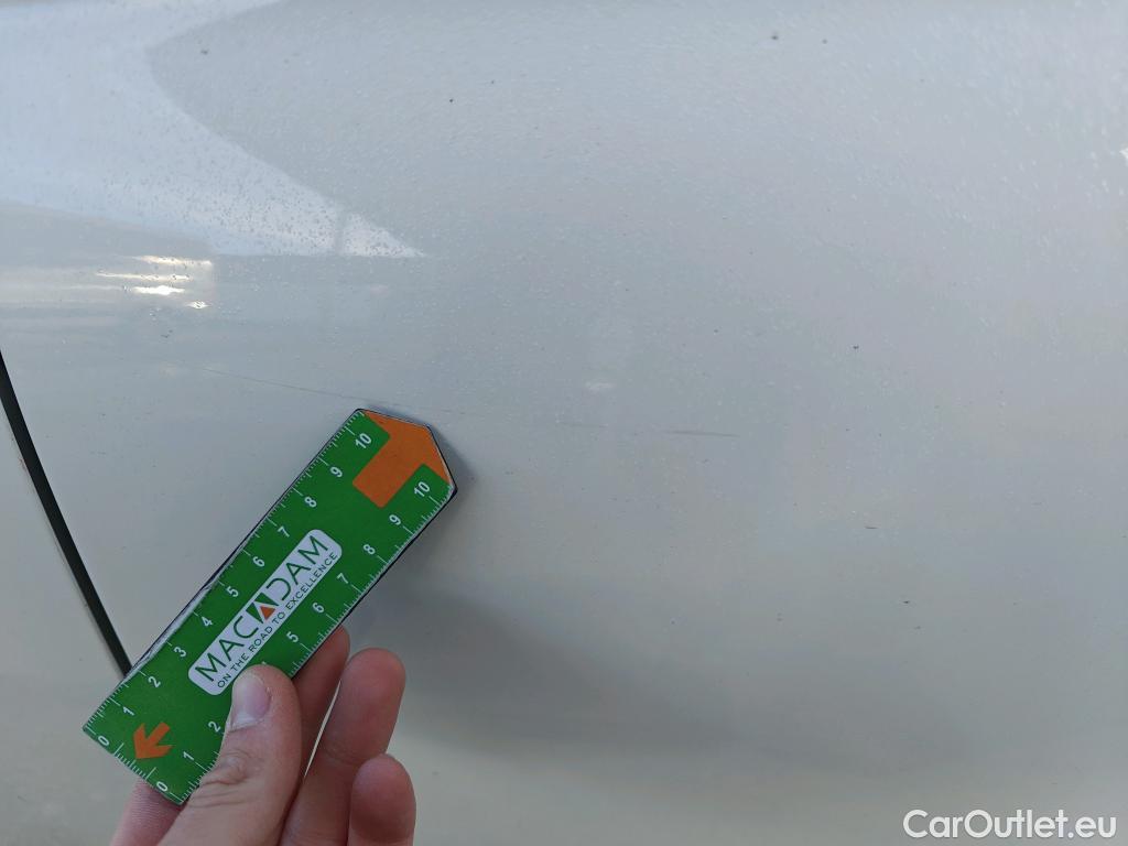  Fiat  500 FIAT  / 2015 / 3P / berlina con portón Red 1.0 Hybrid 51KW (70 CV)(SP)(SL) (AC4) #11