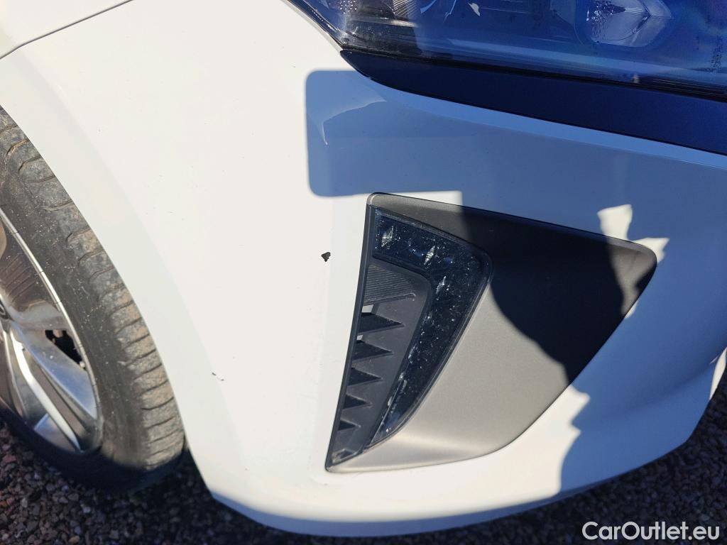  Hyundai   Ioniq HYUNDAI / 2016 / 5P / berlina con portón 1.6 GDI HEV Tecno DCT (AC) #22