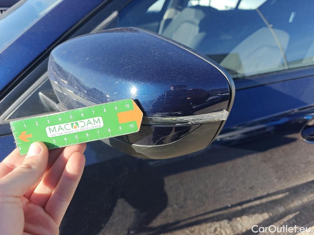  Bmw  Serie 3 BMW  / 2018 / 4P / sedán 320e #53