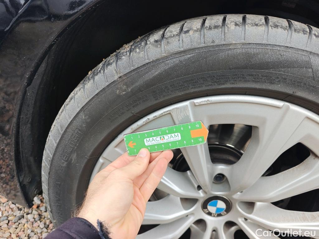  Bmw  Serie 3 BMW  / 2019 / 5P / familiar 318d Auto.Touring #12