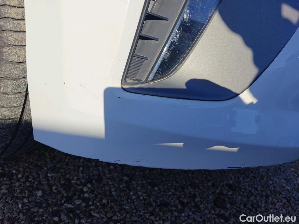  Hyundai   Ioniq HYUNDAI / 2016 / 5P / berlina con portón 1.6 GDI HEV Tecno DCT (AC) #21